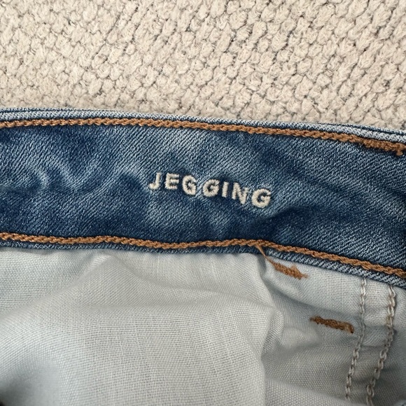 American Eagle Jeans - Picture 6 of 7